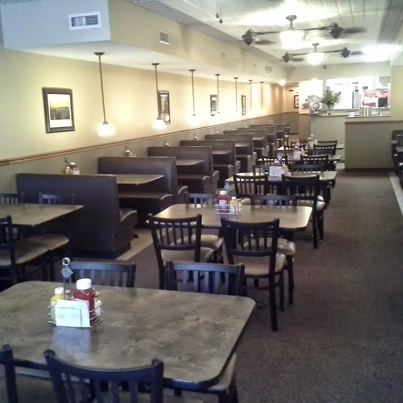 Costas Pizza & Steakhouse