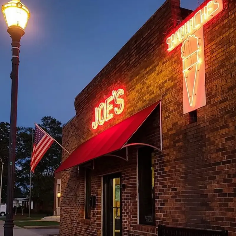 Joe's Ice Cream Parlor