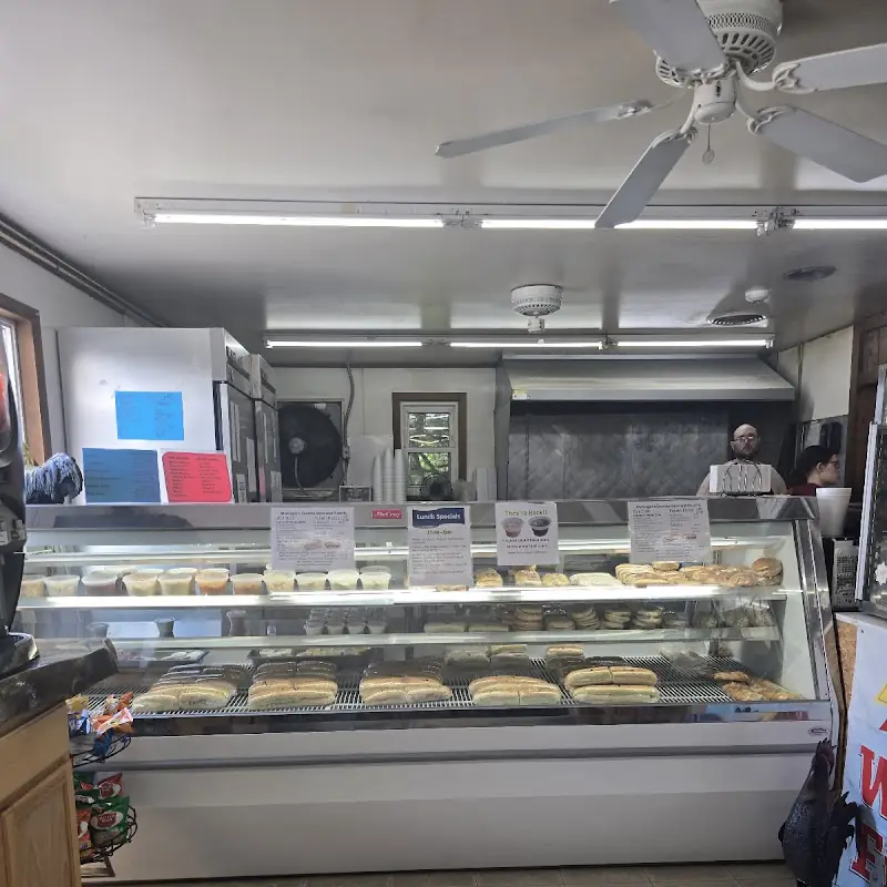 Mcgregor's Country Store & Pizzeria