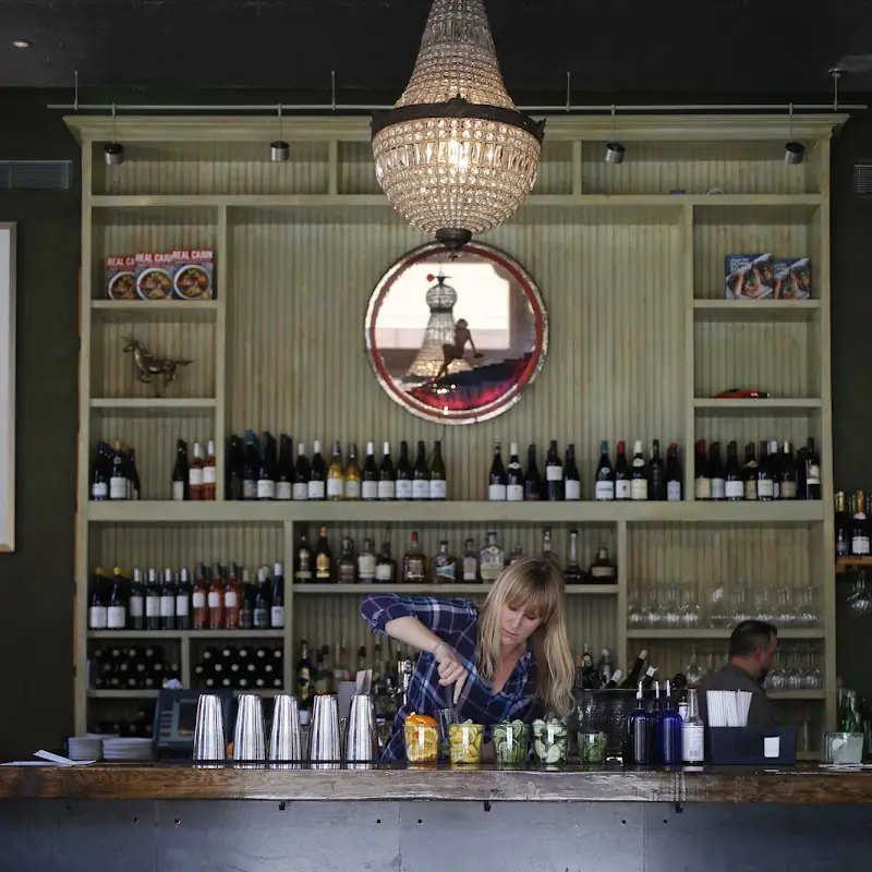 Pêche Seafood Grill