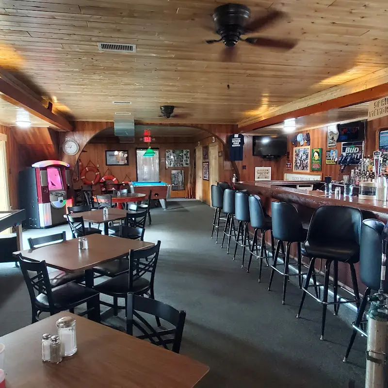 De Tour Village Inn