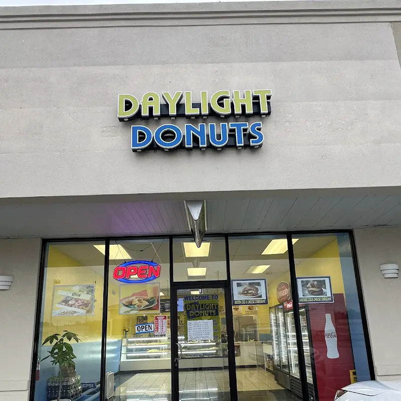Daylight Donuts