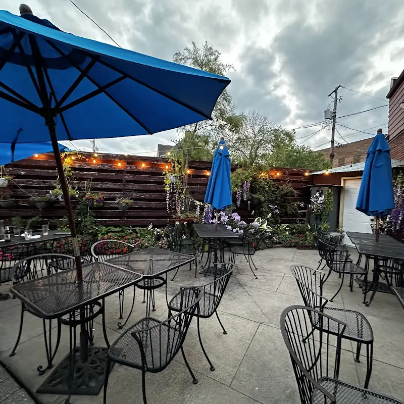 Phi Chay Thai Cuisine