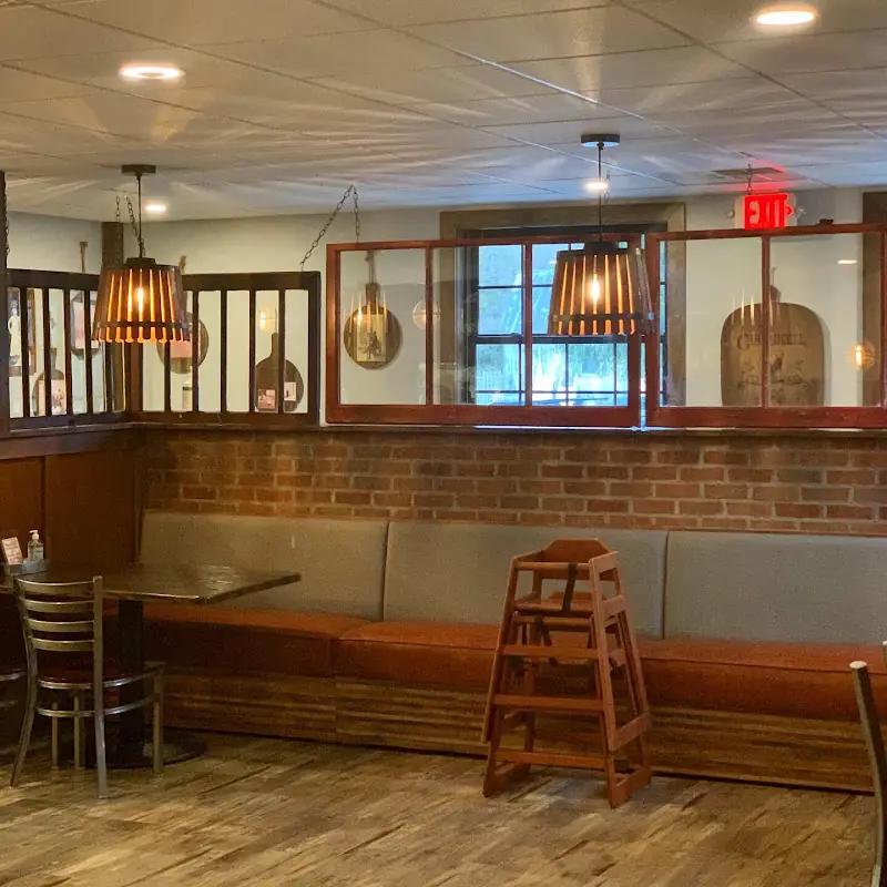 Angelo's Pizzeria