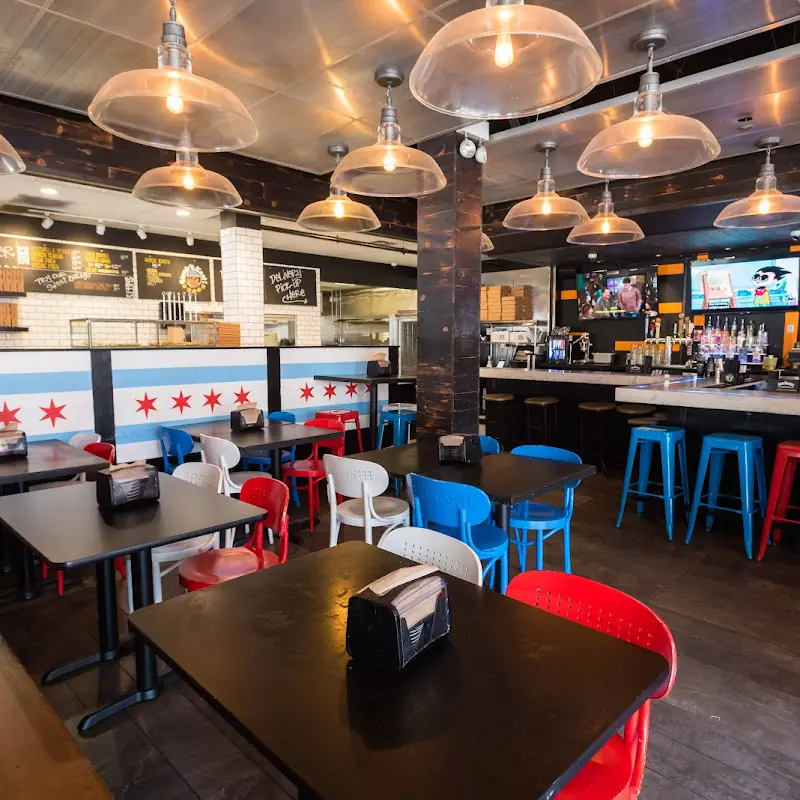 Cheesie's Pub & Grub - Lakeview