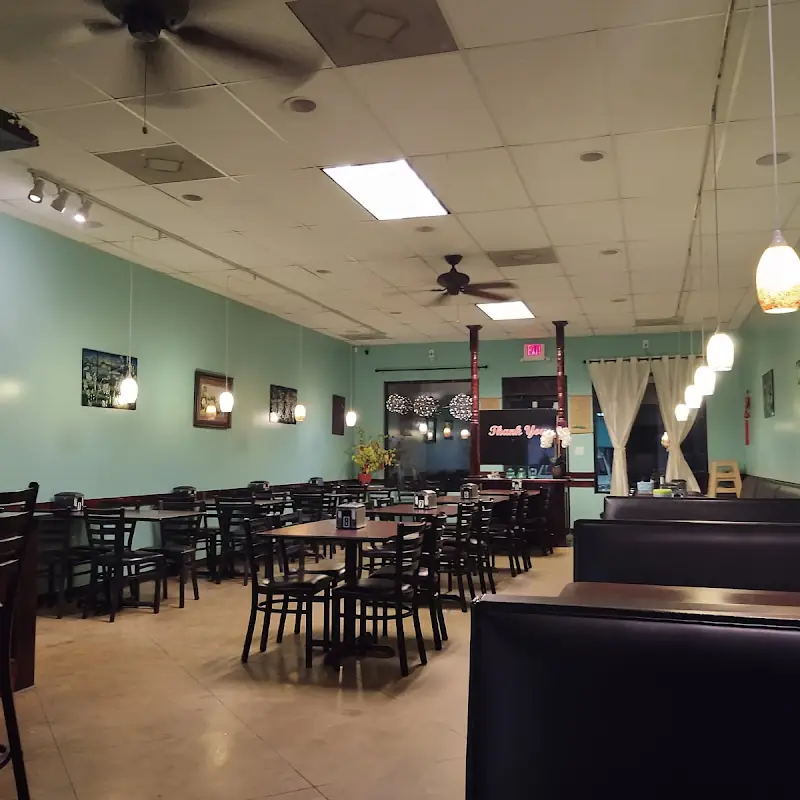 Lyli Viet-Thai Cuisine - PHOMOUS