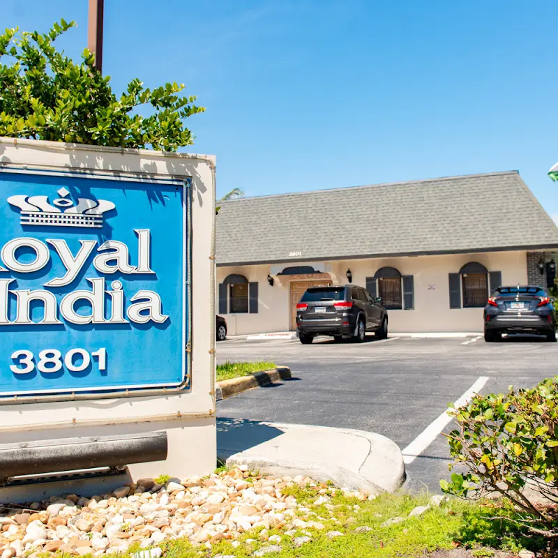 Royal India Restaurant & Bar