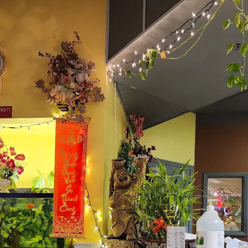Lee's Noodle House