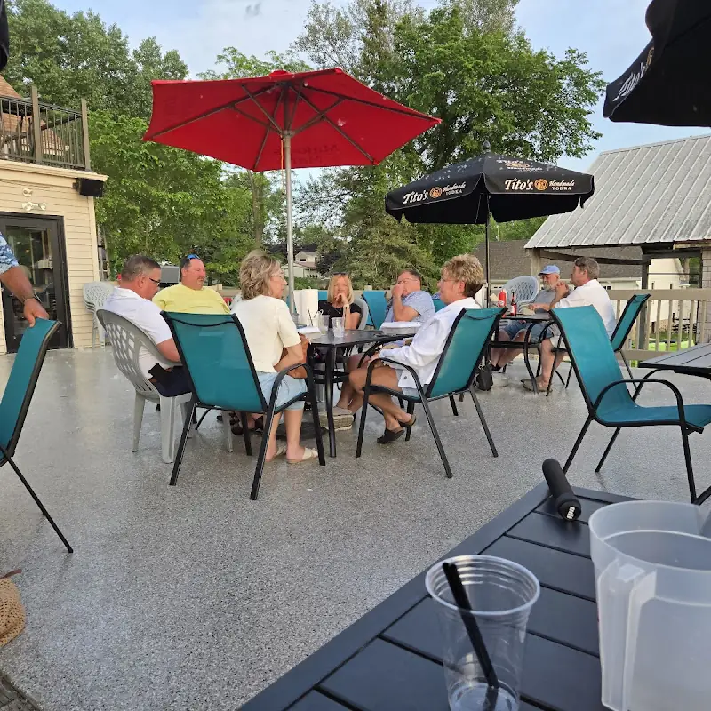 Sinissippi Lake Pub