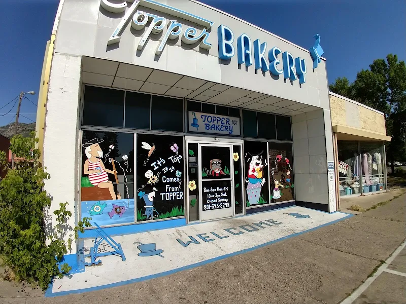 Topper Bakery