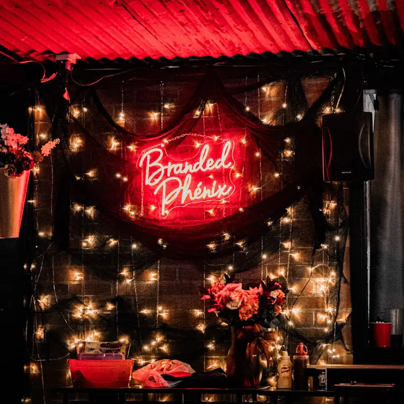 The Branded Phénix Bar & Grill