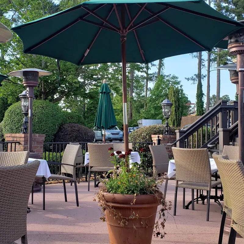 Milton's Cuisine & Cocktails