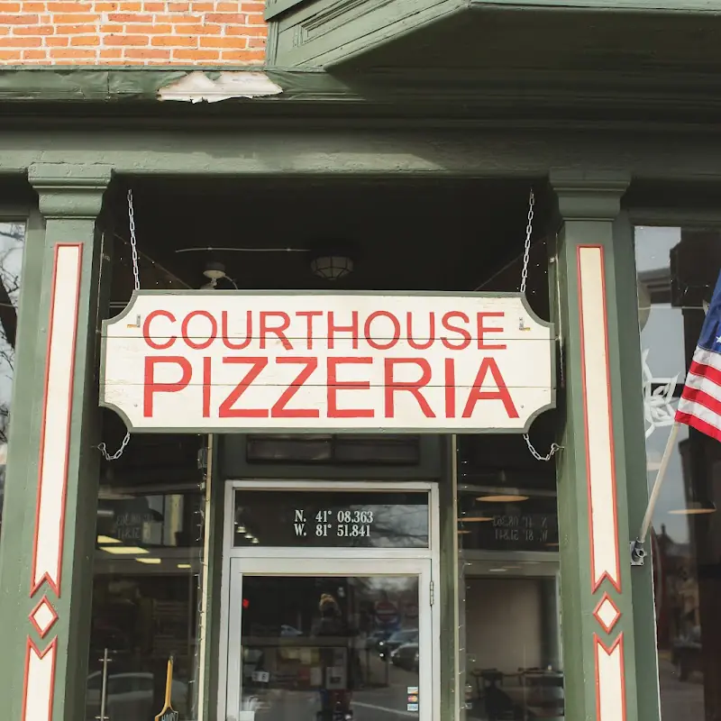 Courthouse Pizzeria