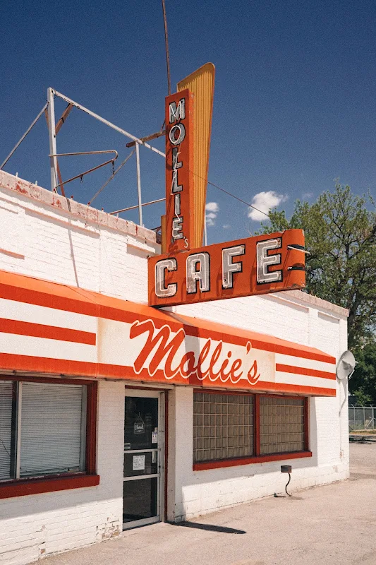 Mollie's Cafe