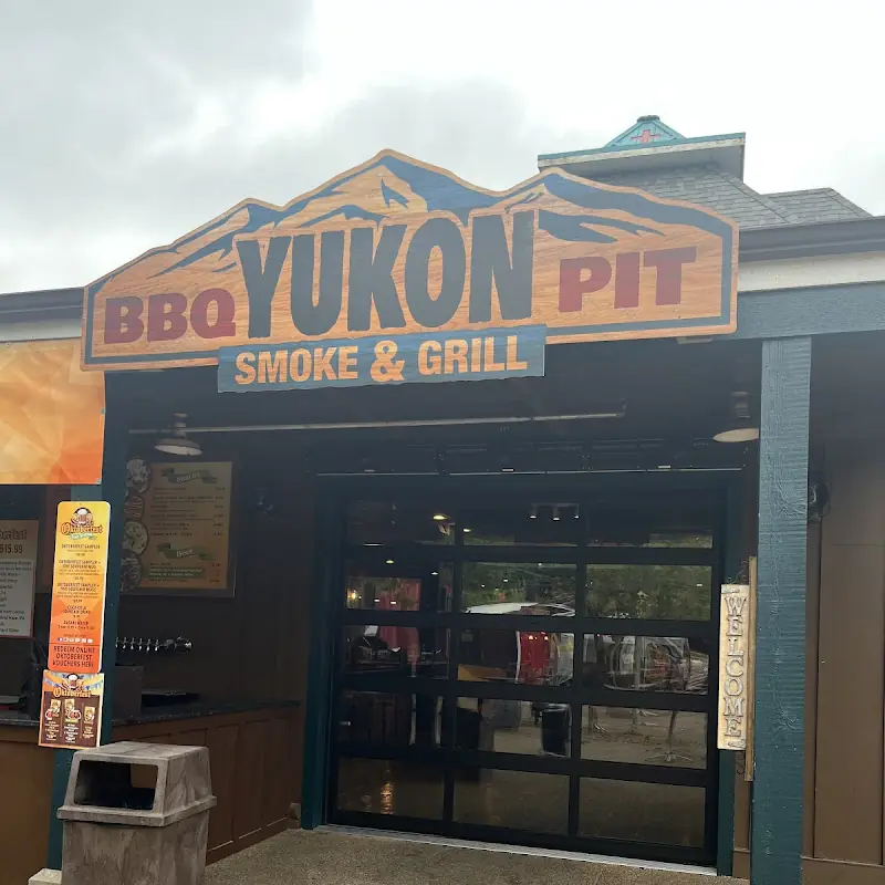 Yukon BBQ Pit Smoke and Grill