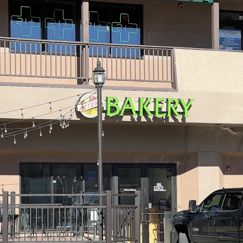 Panaderia Azteka/Bakery Azteka