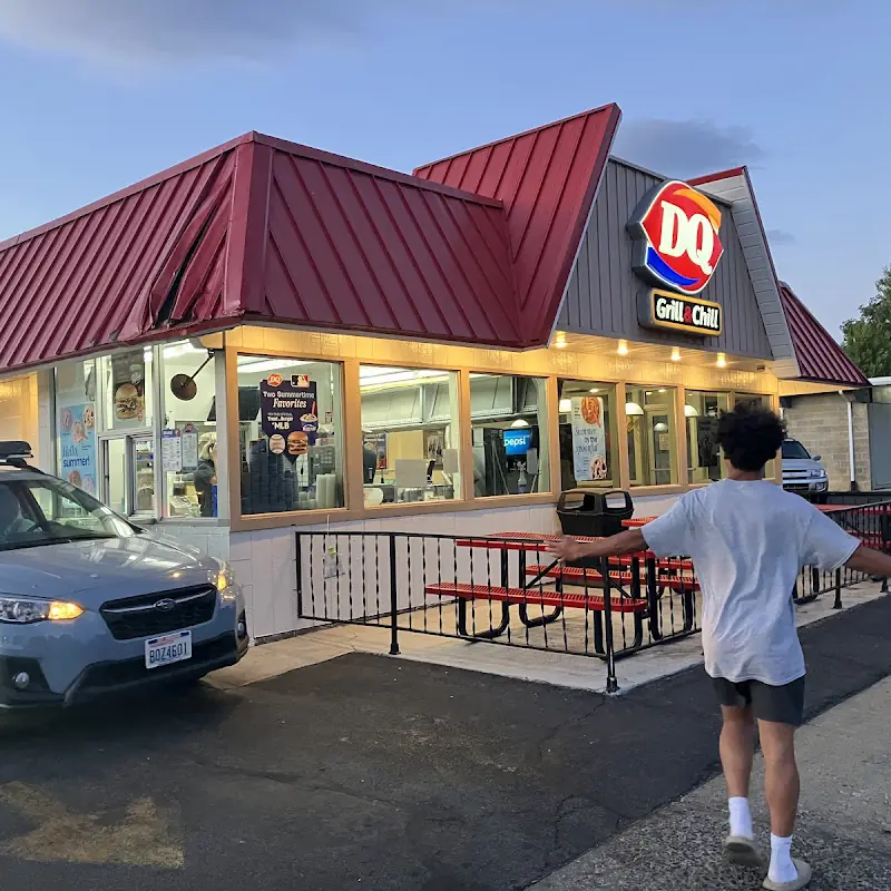 Dairy Queen Grill & Chill