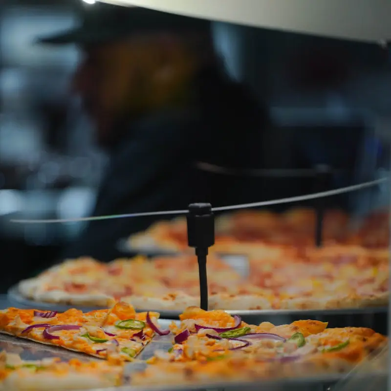 La Plaza Pizza