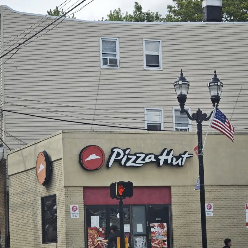 Pizza Hut