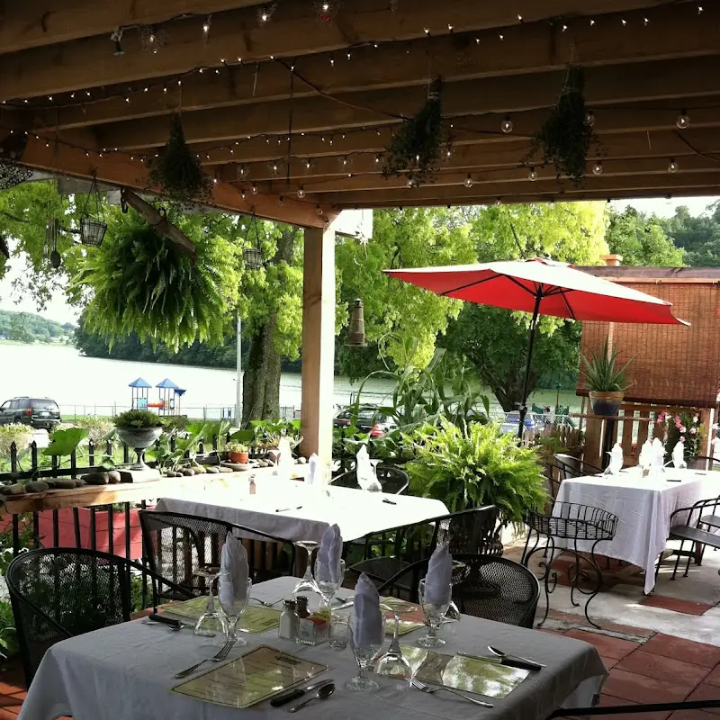 Caramella Bistro Catering