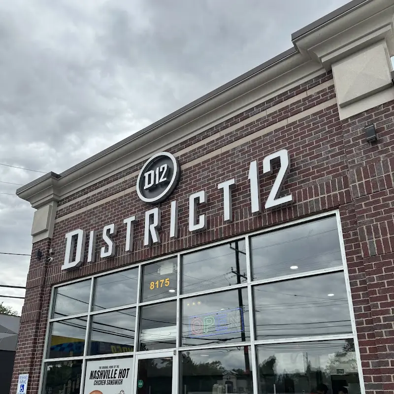District Crispy Chicken Sandwich