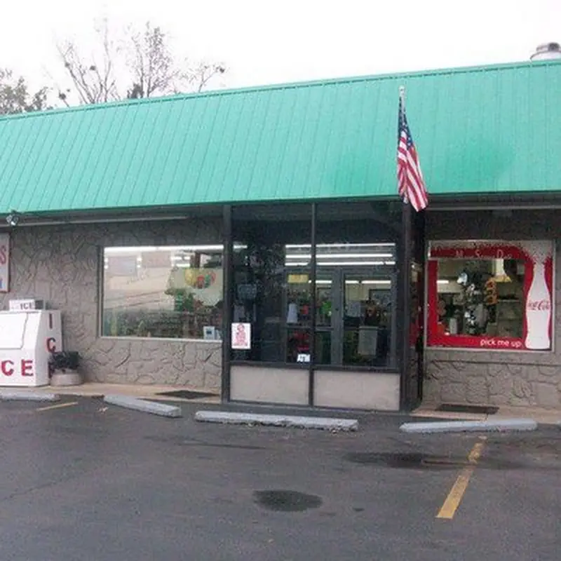 Main Street's Deli