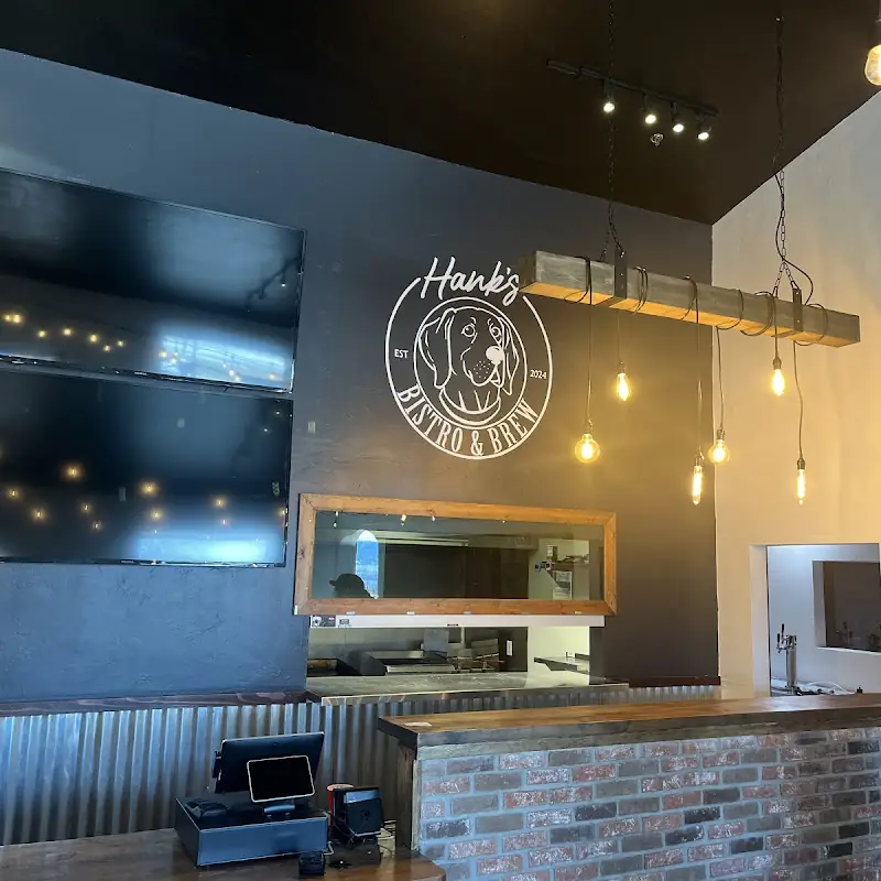 Hank’s Bistro and Brew