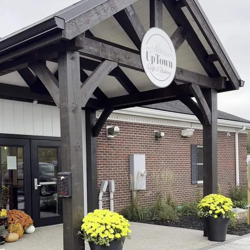 UpTown Cafe & Bakery