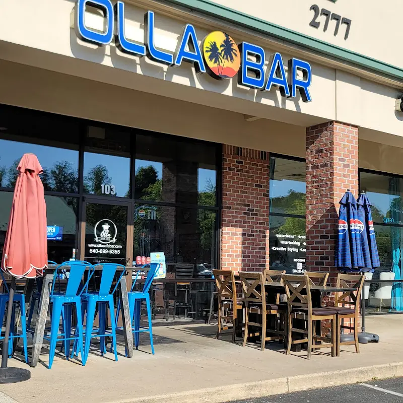 Olla Cafe & Bar