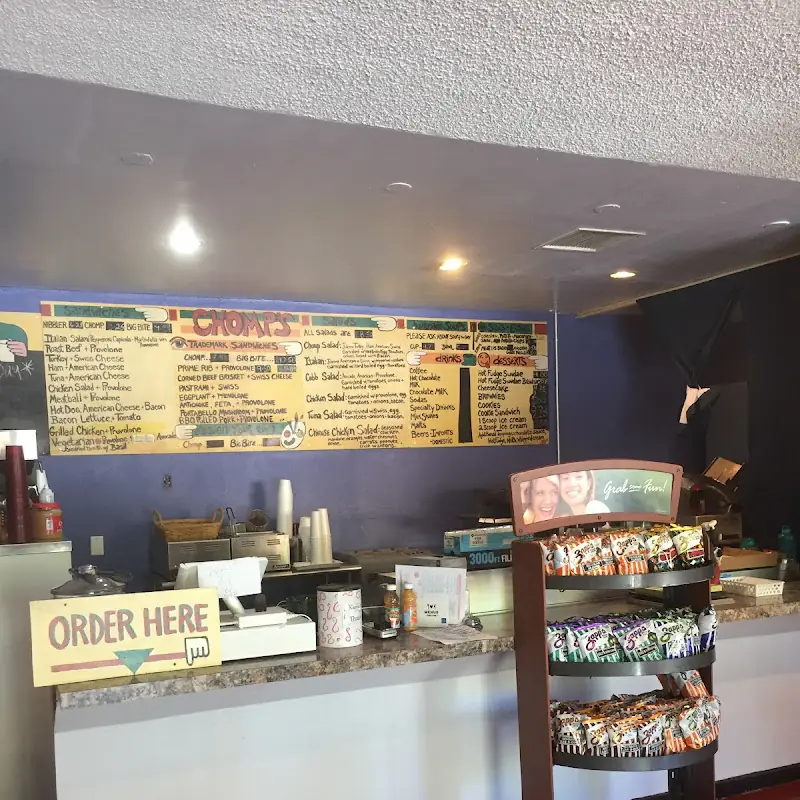 Chomps Deli