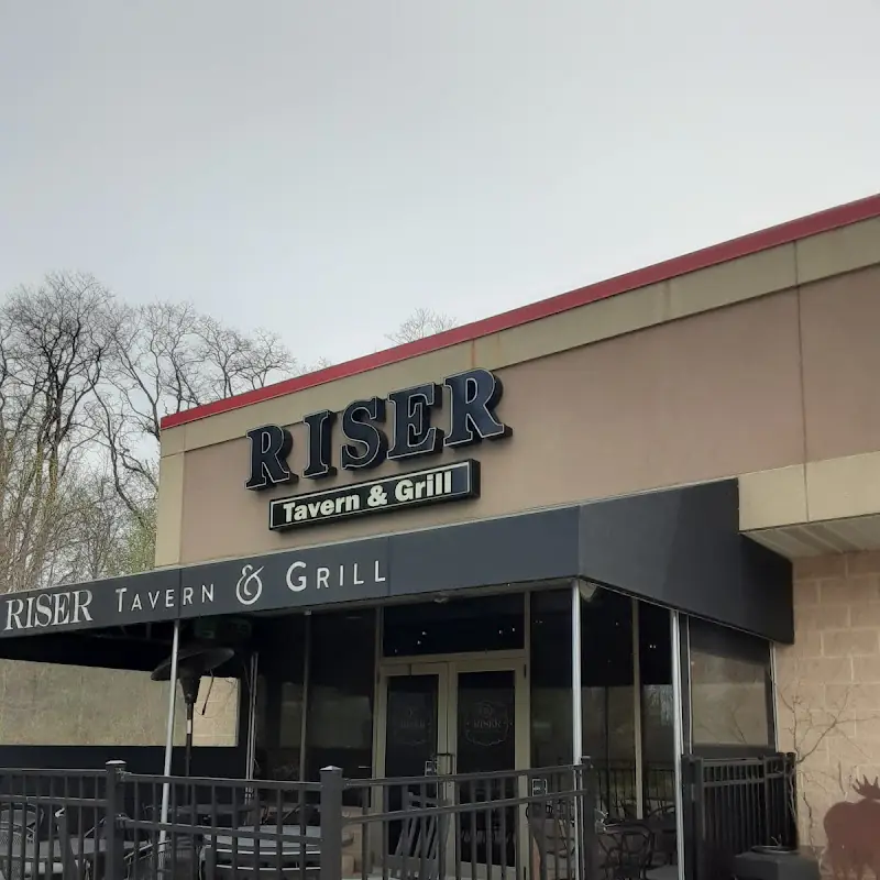 Riser Tavern & Grill