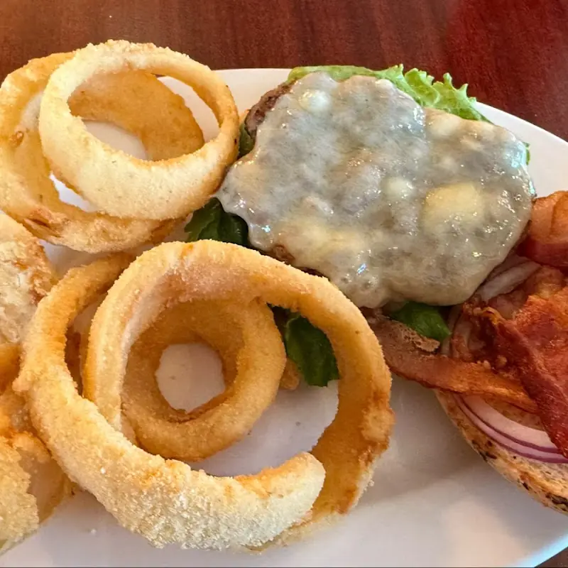 Estella's Bar and Grill