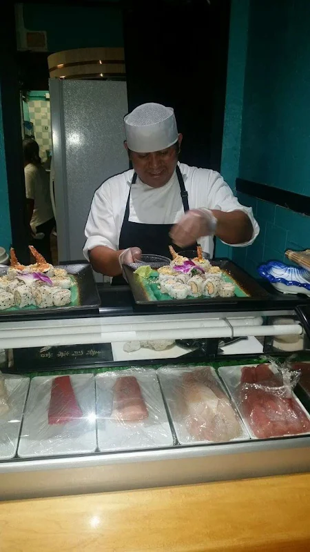 Spicy Salmon Roll