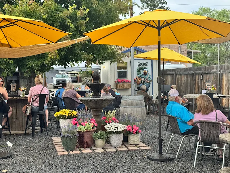 Sunnyside Sips