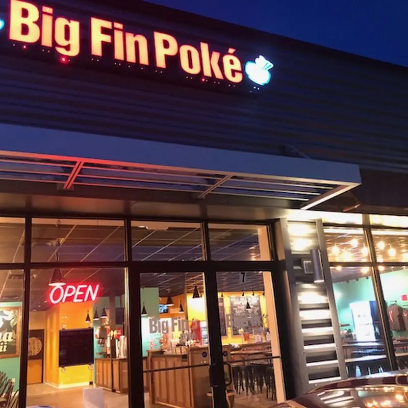 Big Fin Poké - Rock Row Westbrook