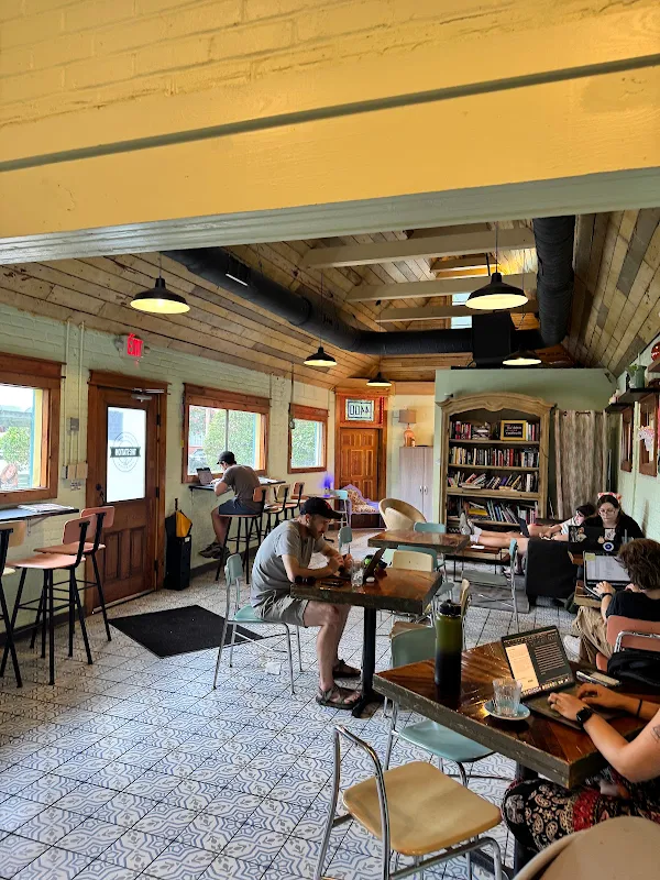 The Station Coffee Shop & Bakery