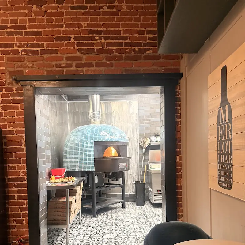 Muddled Thyme Brick Oven Pizza and Cocktails