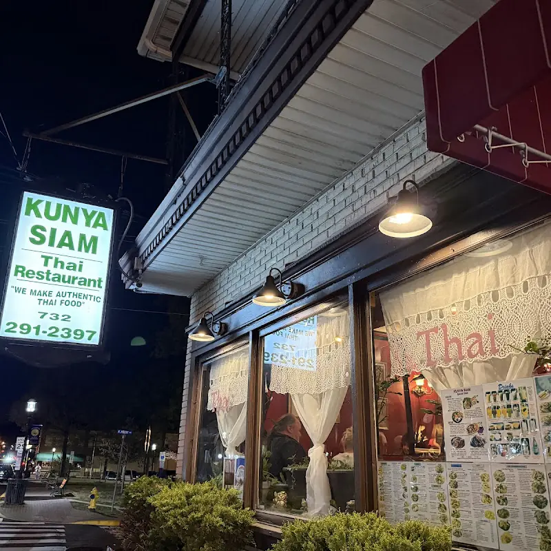 Kunya Siam Thai