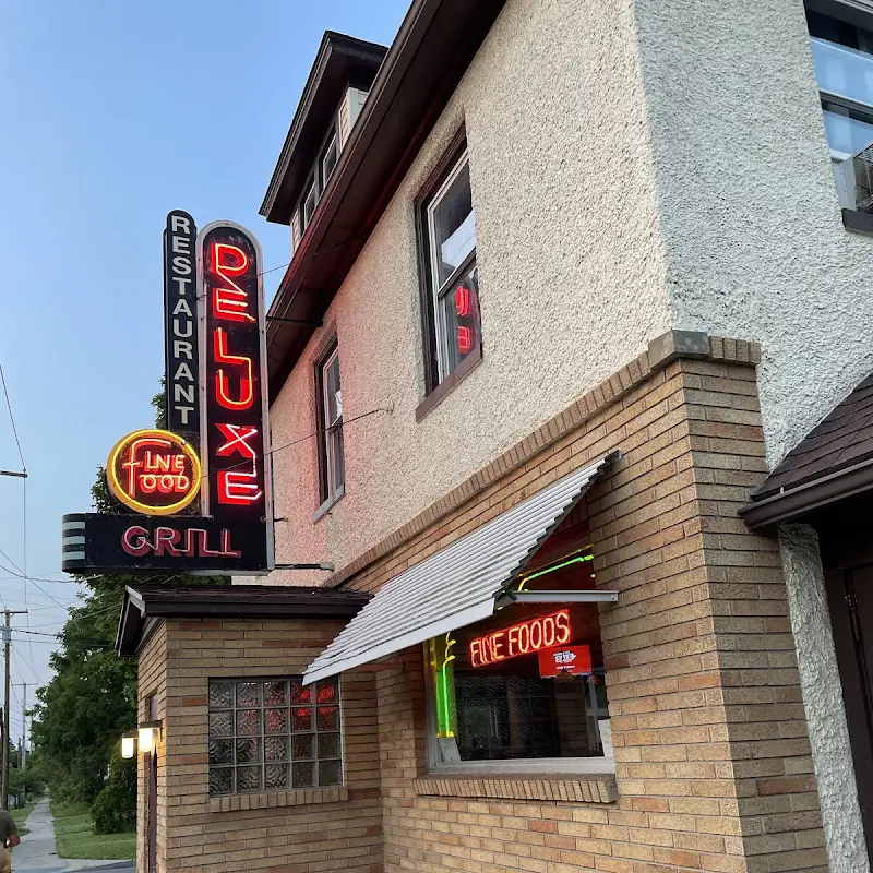 The Deluxe Grill