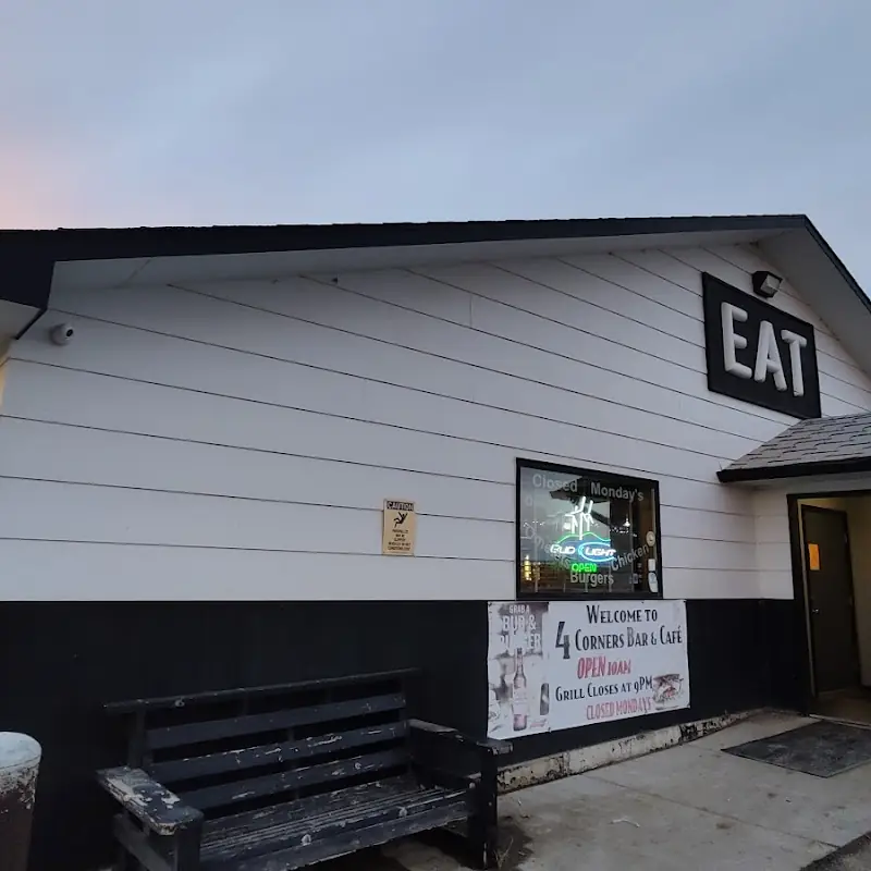 4 Corner Bar & Cafe