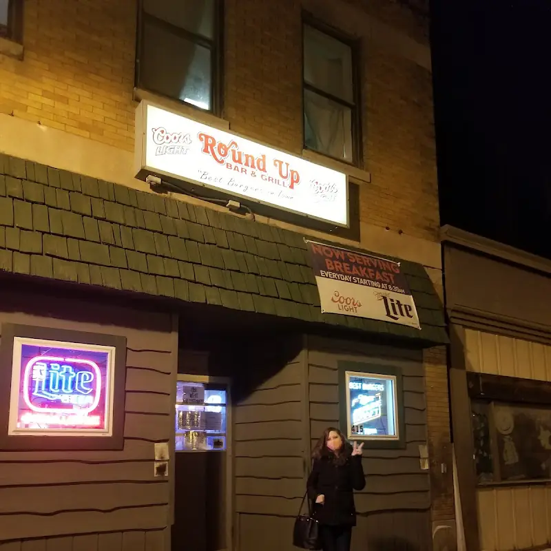Round Up Bar & Grill