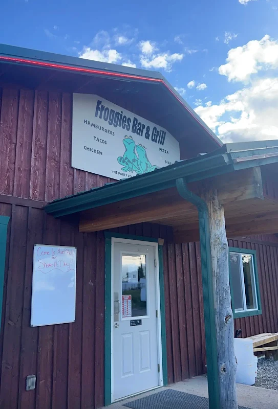 Froggies Bar & Grill