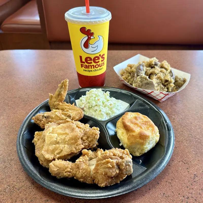 Lee's Famous Recipe Chicken