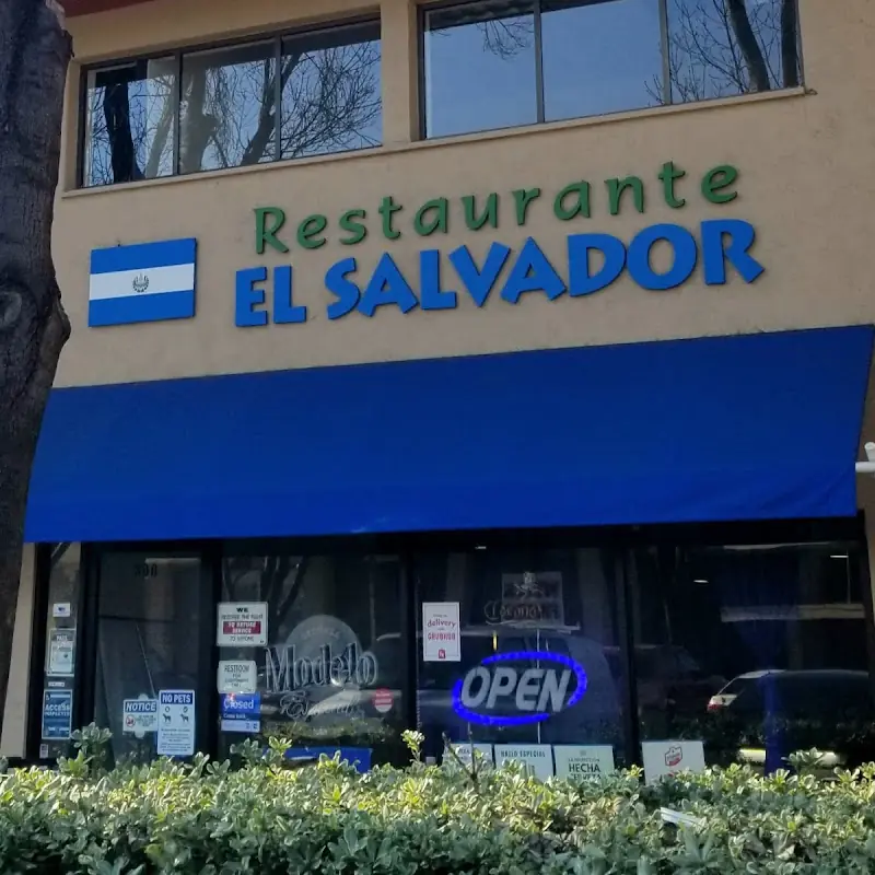 Chile Relleno De Puerco