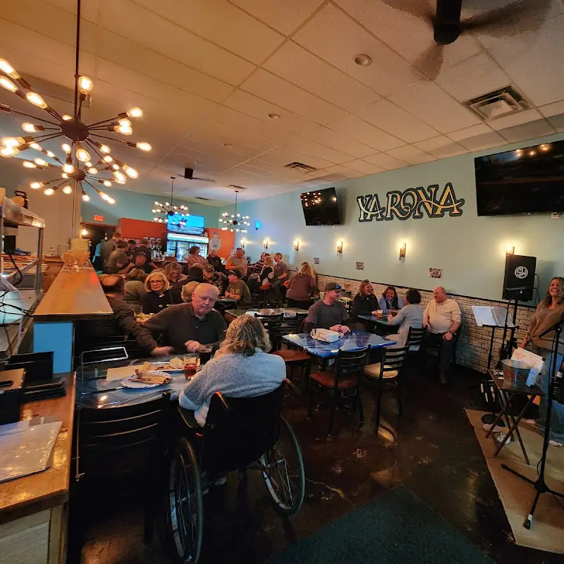 Ya Rona Craft Pizza and Cocktails
