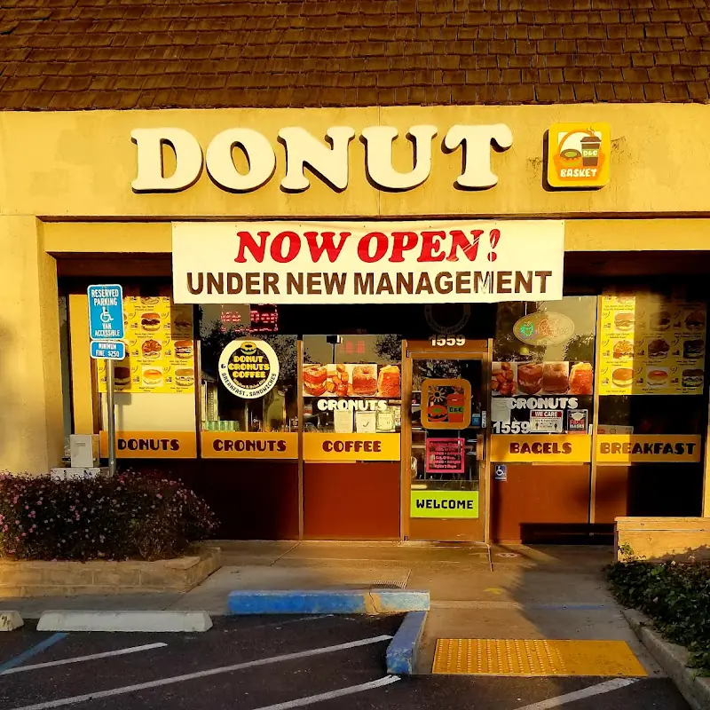 DONUT BASKET