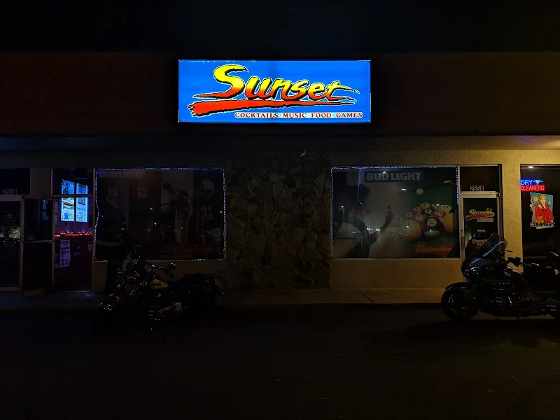 Sunset Lounge