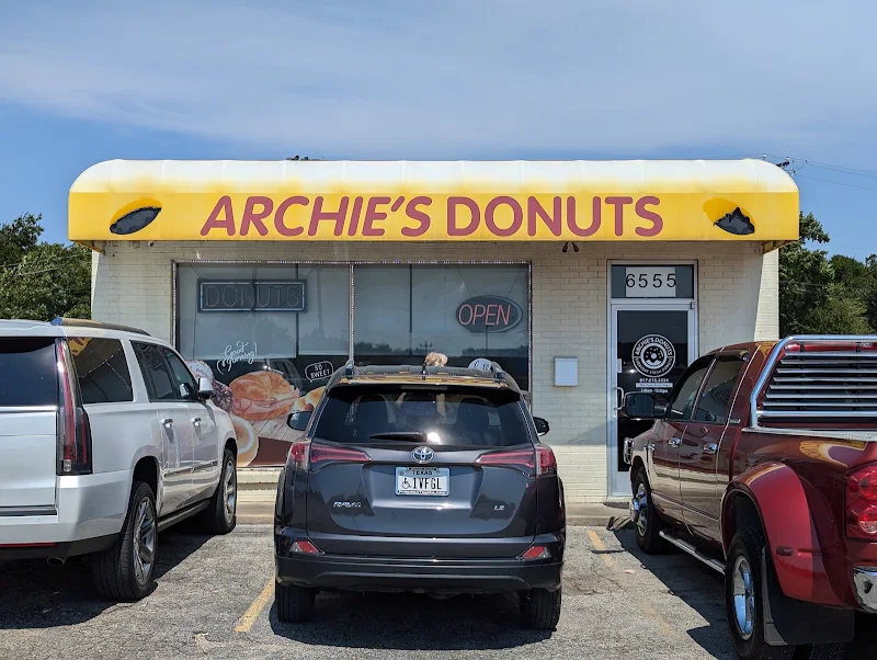 Archie's Donut Shop