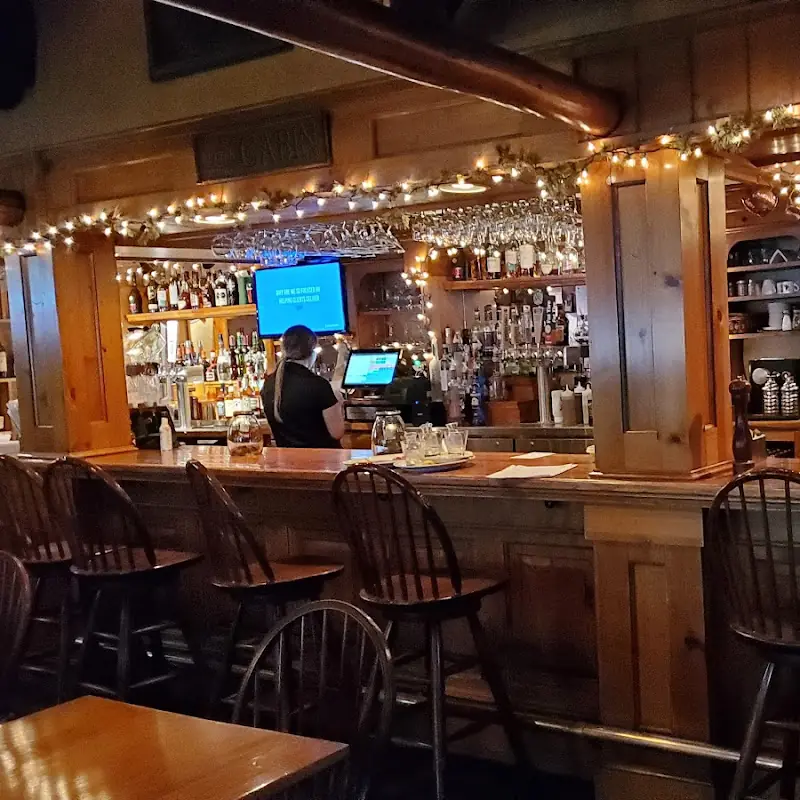 Rainbow Grille & Tavern