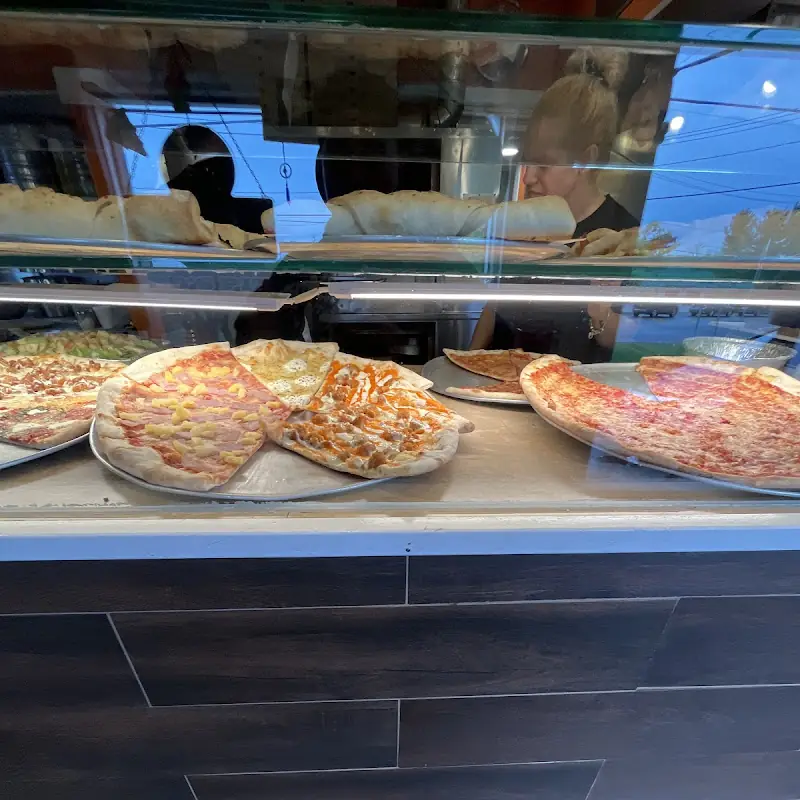Ed's Pizza